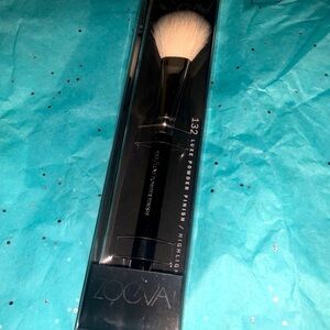 Zoeva finishing brush